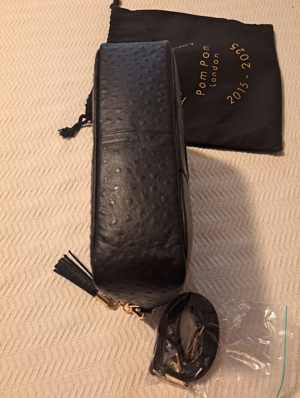 Pom Pom London Black Ostrich City Plus Like New Condition - Picture 5 of 5